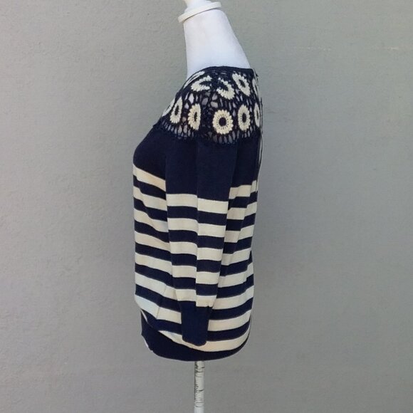 Anthropologie Solitaire Women's Top Med Blue-Cream Crochet Striped Flowers - Picture 5 of 7